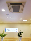 写真：病医院専用空気清浄装置35Ｍ（天井埋込型）